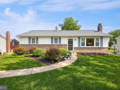 221 Perry Ave