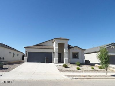 13688 Lago Vista Ave