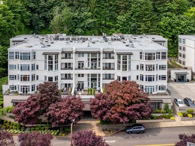2445 NW Westover Rd Unit 414