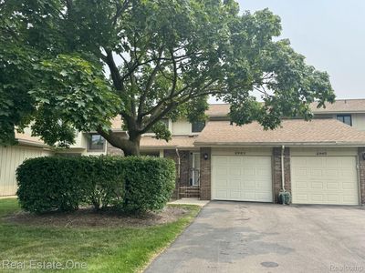 Property at 2963 Meadowbrook Dr, Rochester, MI