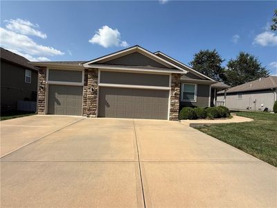 3817 SW Briarwood Oaks Dr