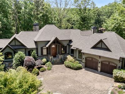 114 Club Cove Way