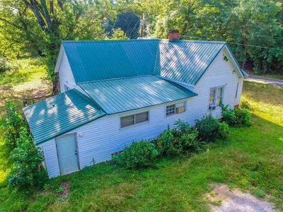 1329 Standing Rock Rd