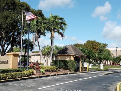 7739 Ashmont Cir #106