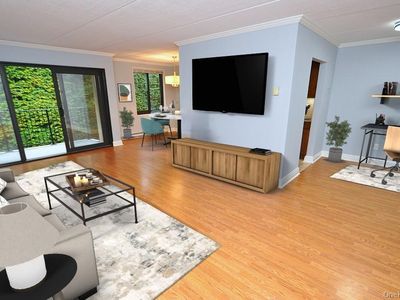 128 Colonial Parkway #3J