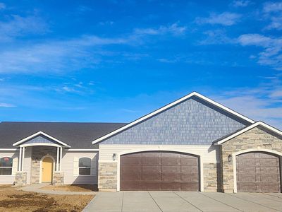 650 Clear Springs St