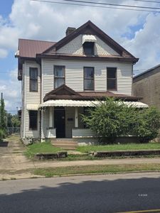 Property at 832 2nd Ave, Gallipolis, OH
