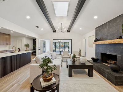 10015 Glen Canyon Dr