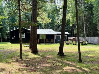 Property at 2070 Contour Dr, Roscommon, MI