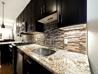 125 Sherman Ave APT 1L