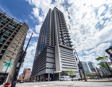 235 W Van Buren St Unit 4405