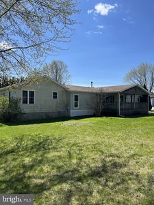 5 Homestead Ln