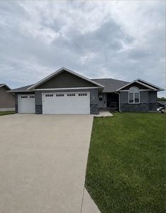 606 Christians Trl