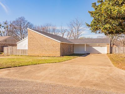 1795 Shenandoah Ct N