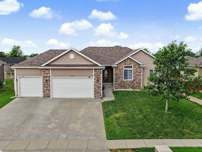 2122 Redhawk Ln
