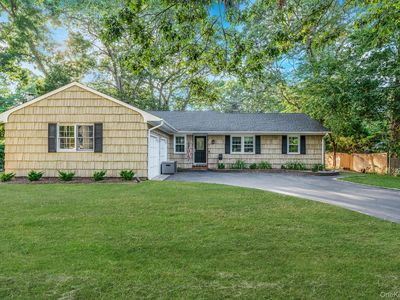 Property at 7 Cornell Road, Shoreham, NY