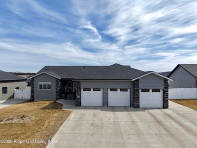 1334 46th Ave W