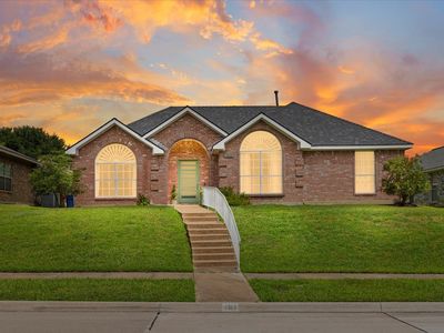1513 Knob Hill Dr