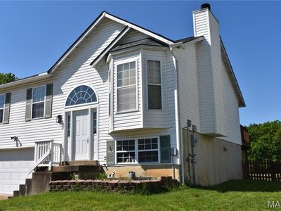 2476 Waterfront Dr
