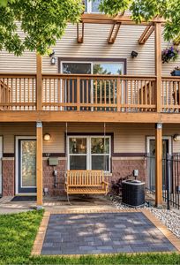 1540 N Greenview Ave #F