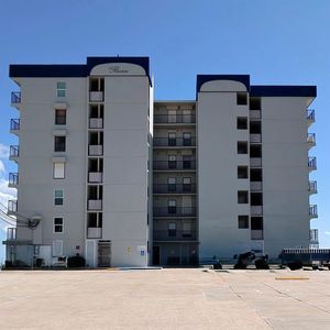 11949 Termini San Luis Pass Rd APT 604