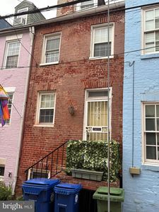 604 Jasper St