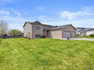 1911 35th Street Cir S