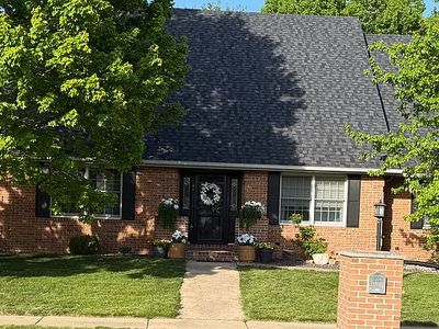 402 Beringer Cir