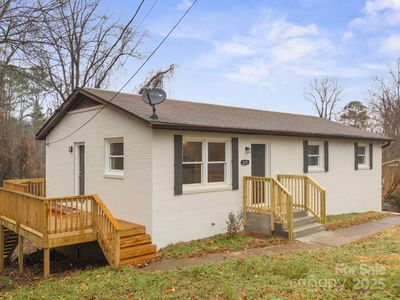 Property at 3272 Wilson Heights Dr, Hildebran, NC