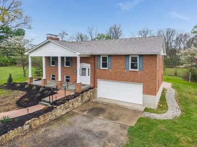 Property at 34 Berk Ln, Glen Gardner, NJ