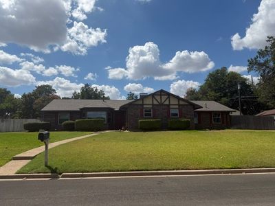 600 Mountain Lake Dr