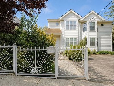 56B Country Dr N