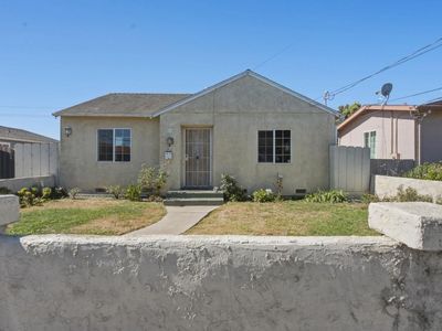 818 East St