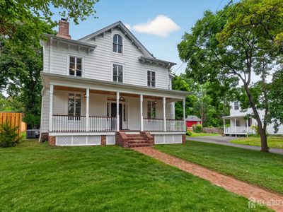 23 Amwell Rd