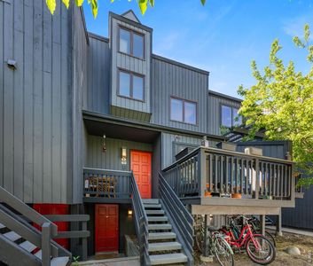 2130 S Walnut St #25 A & B