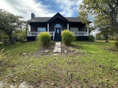 105 Pennycuick Dr
