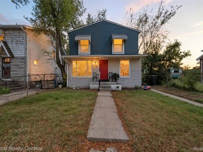 966 E Greendale