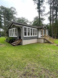 1408 Jeannie St