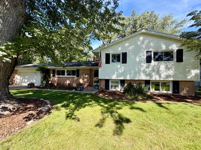 1881 Sunny Creek St SE