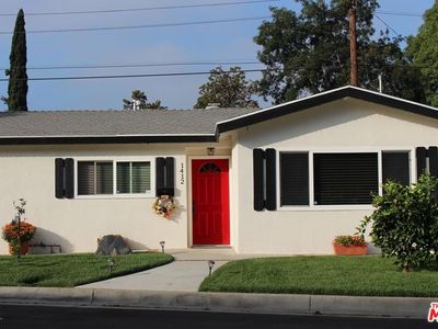 1412 Lake St
