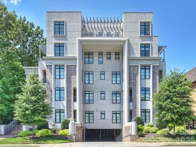 1333 Queens Rd #E4