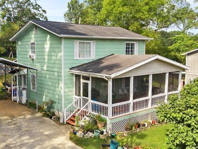 Property at 1369 Lida St, Dalton, GA