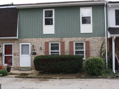142 E Chapel Ave