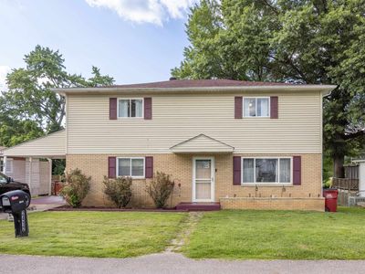 2412 3rd St W