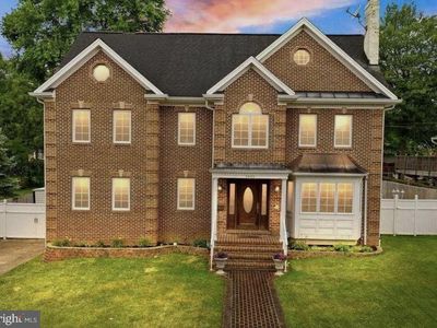 3332 Freedom Pl