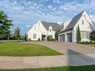 4712 Magnolia Park Cir W