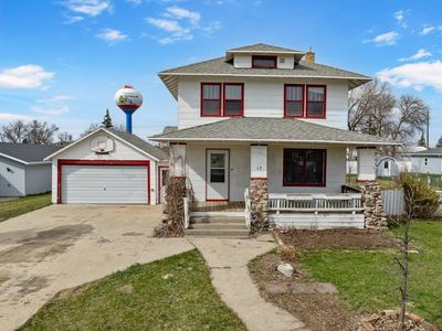 Property at 17 3rd Ave NW, Garrison, ND