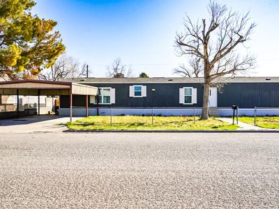 617 N Cedar St