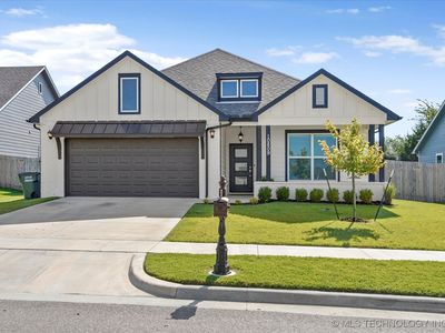 10809 N 121st East Ave