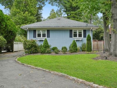 15 Lessing Road
